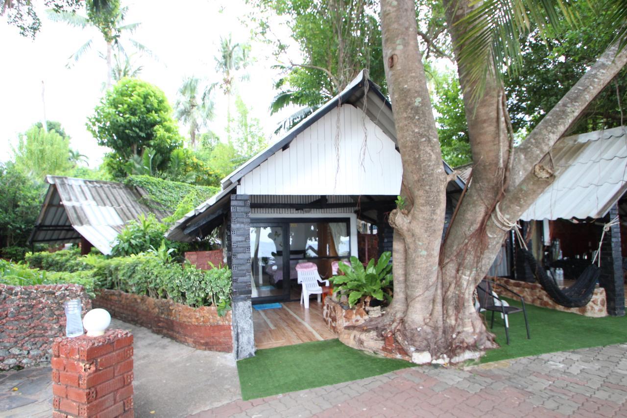 Pine Bungalow Krabi Bagian luar foto