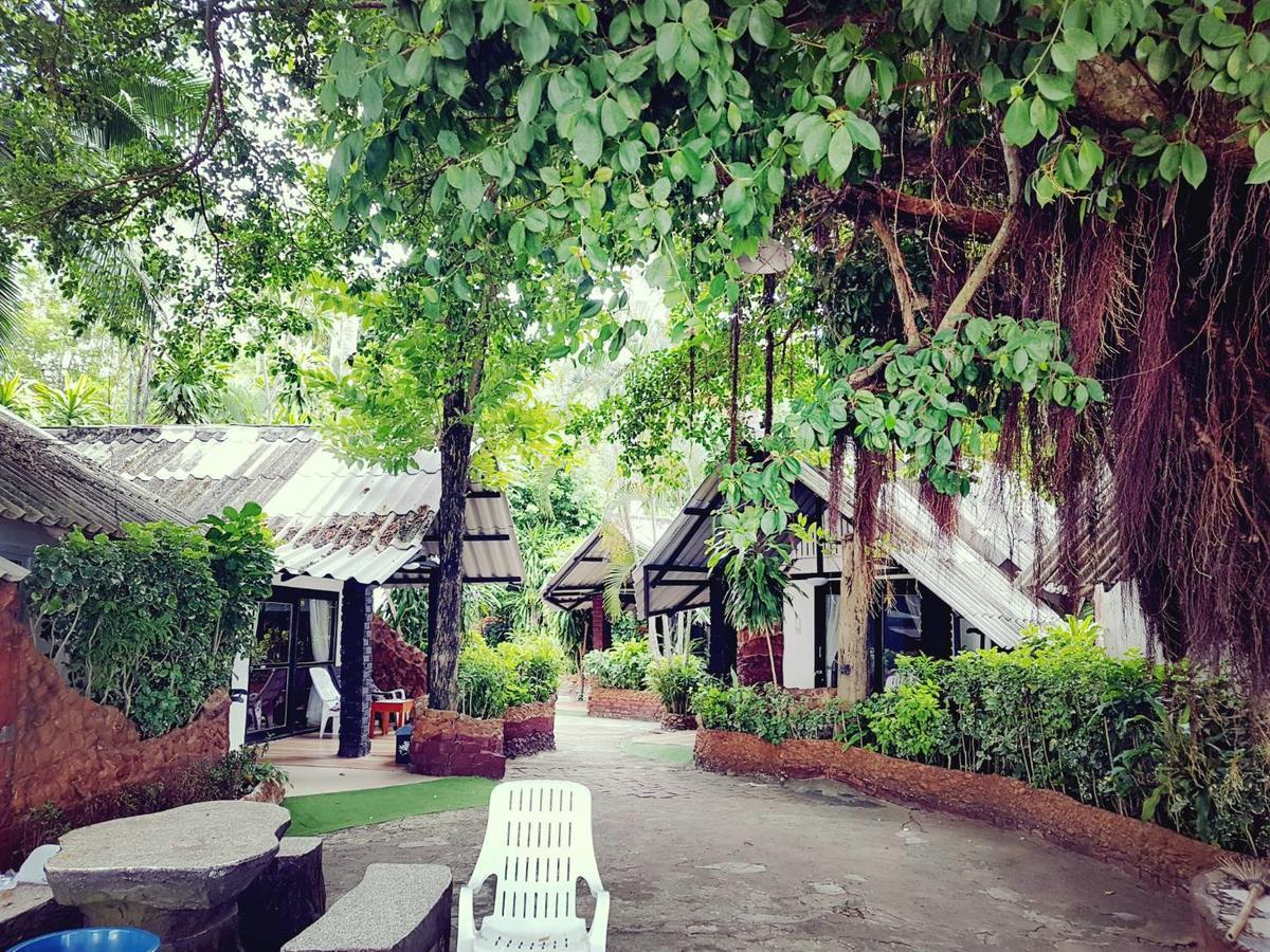 Pine Bungalow Krabi Bagian luar foto